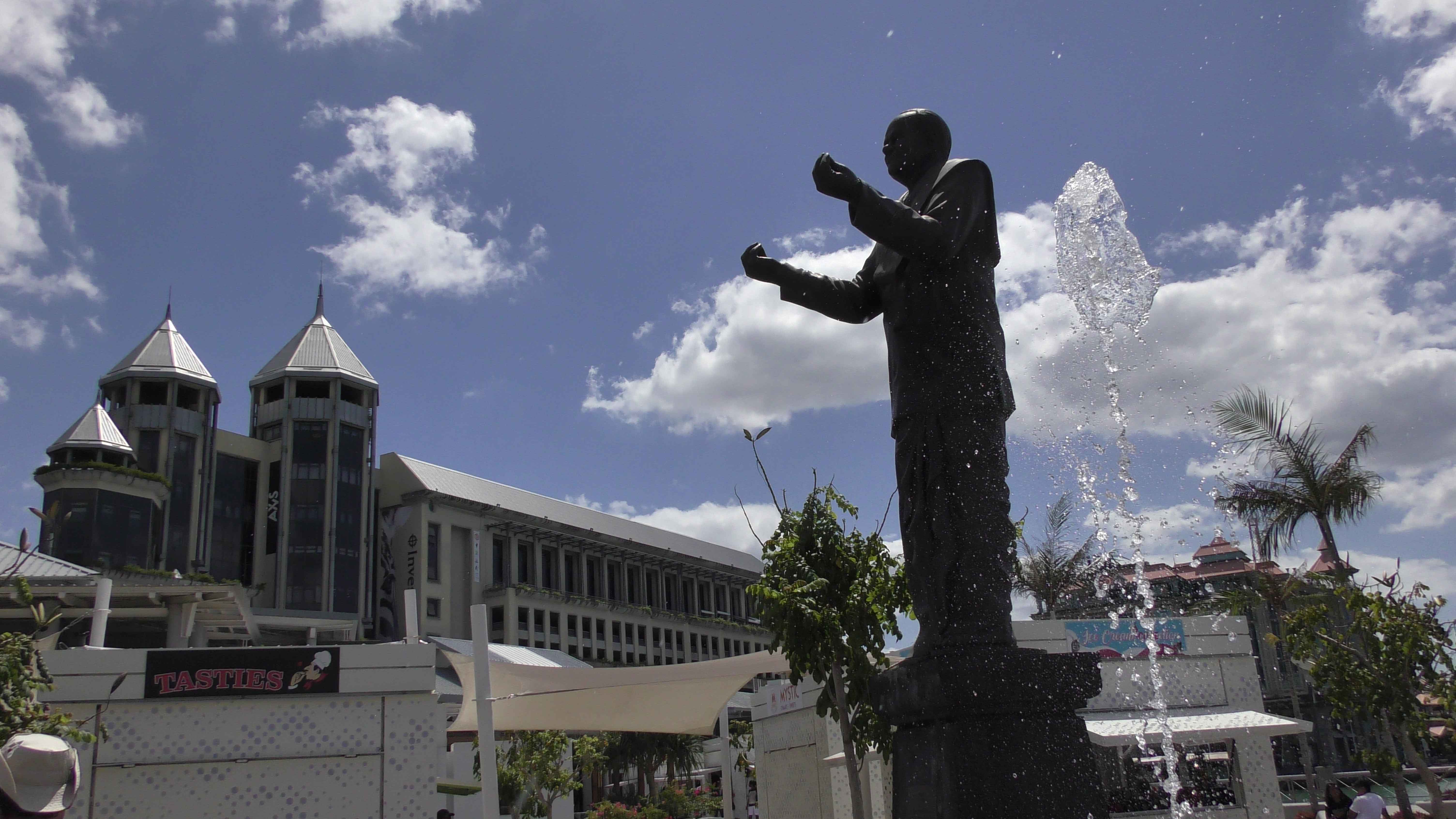 Port Louis - stolica Mauritiusa Pomnik w Port Louis