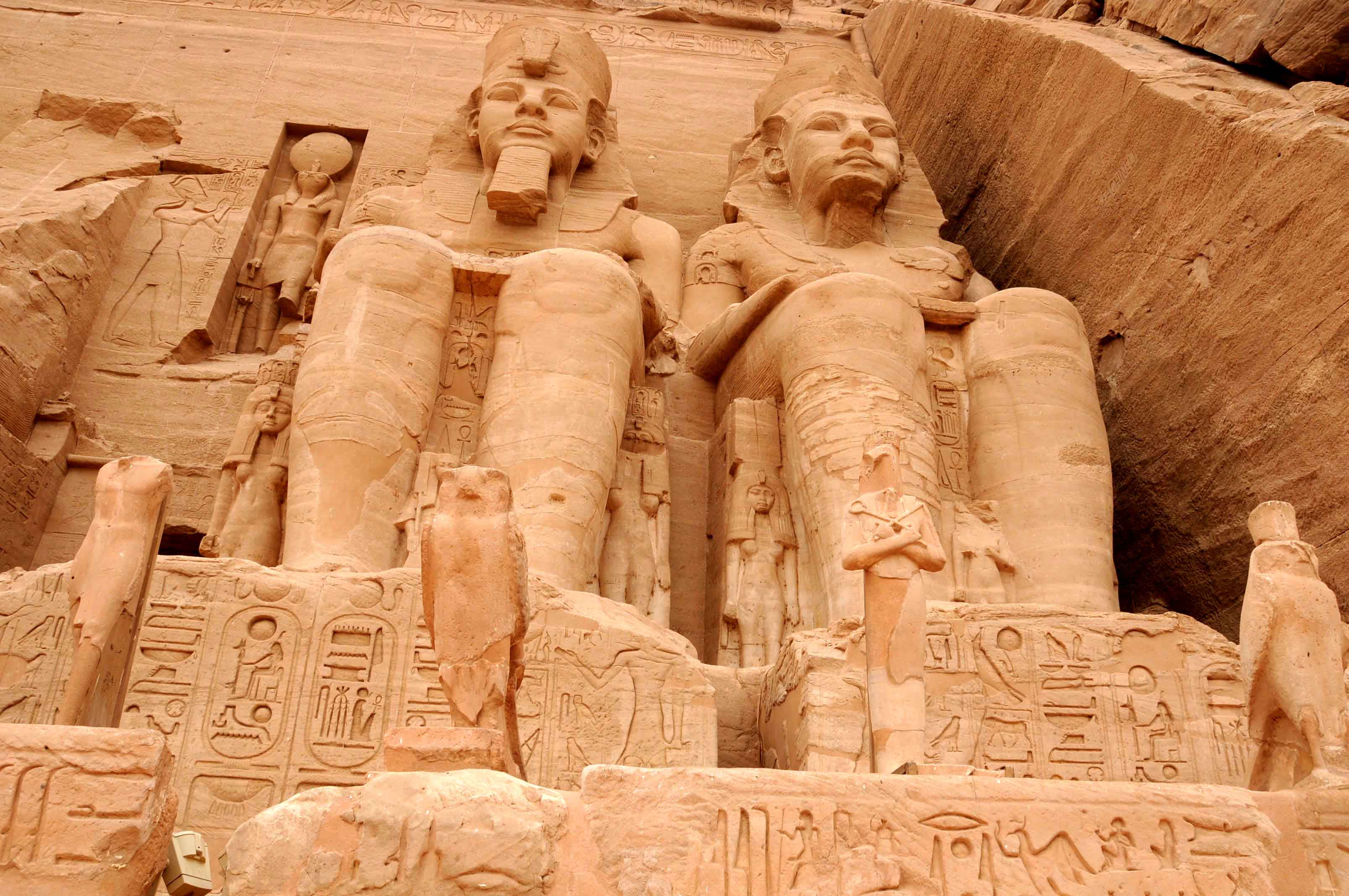 Świątynia w Abu Simbel, południowy Egipt Świątynia w Abu Simbell, południowy Egipt